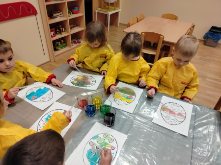 ''Pisanki na mokro''