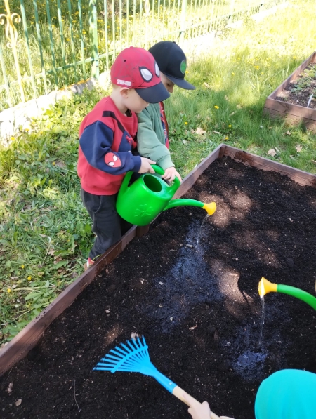Przedszkolne grządki - 28.04.2025